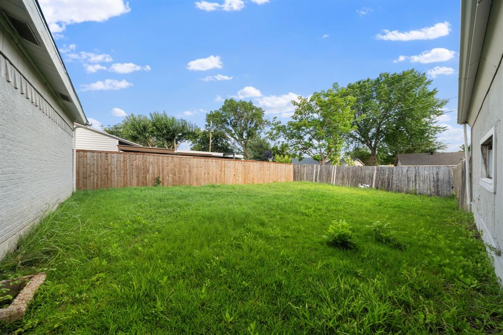 2126 Travis Drive Property Photo 29