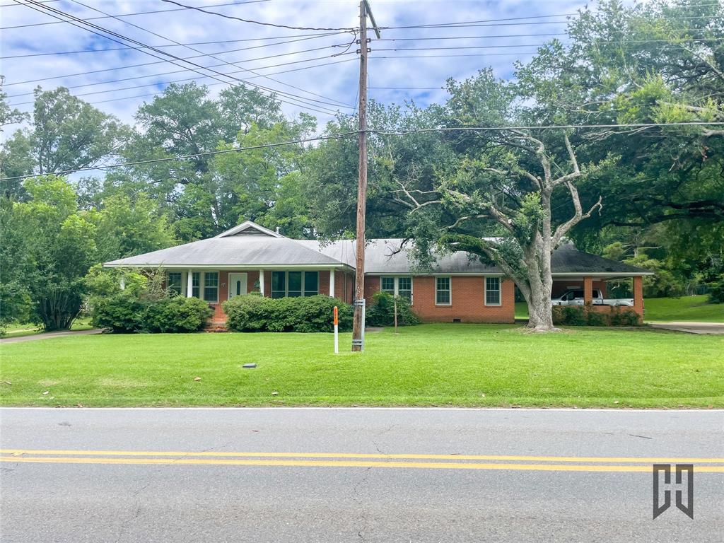 714 Butler Street Property Photo 3