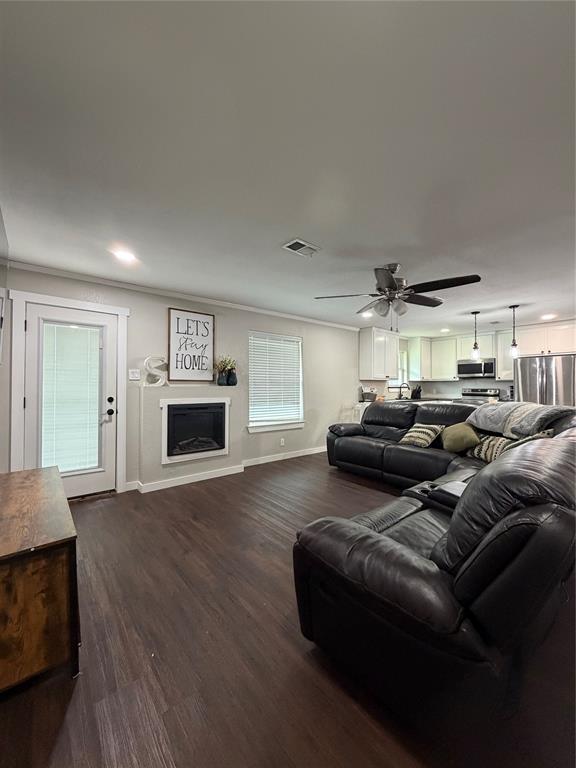 1306 Mcdaniel Street Property Photo 14