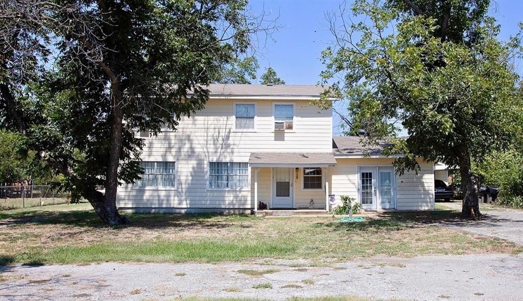 1115 Old Jacksboro Rd Property Photo 1