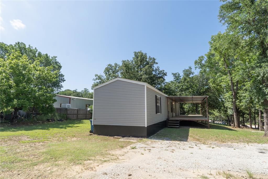 60 Tecumseh Property Photo 4