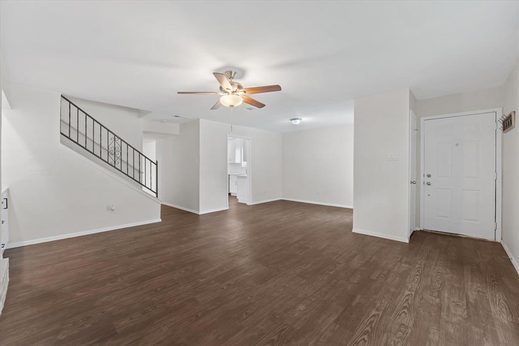 4007 Ridgebrook Drive Property Photo 5