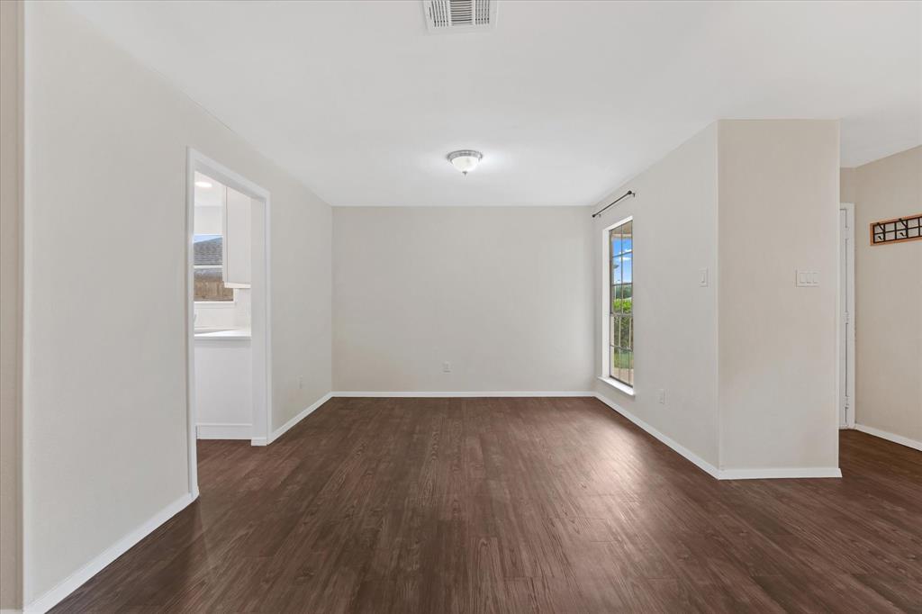 4007 Ridgebrook Drive Property Photo 6