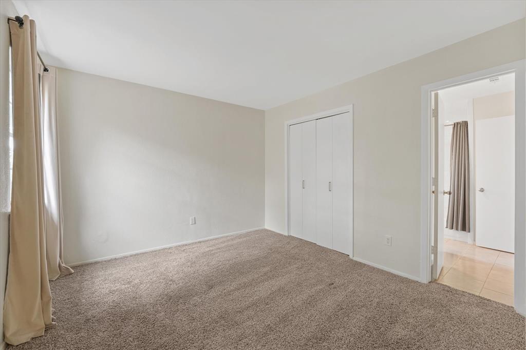 4007 Ridgebrook Drive Property Photo 18