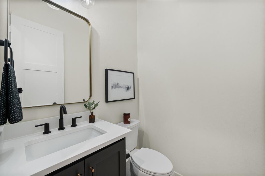 6546 County Road 1103 Property Photo 29