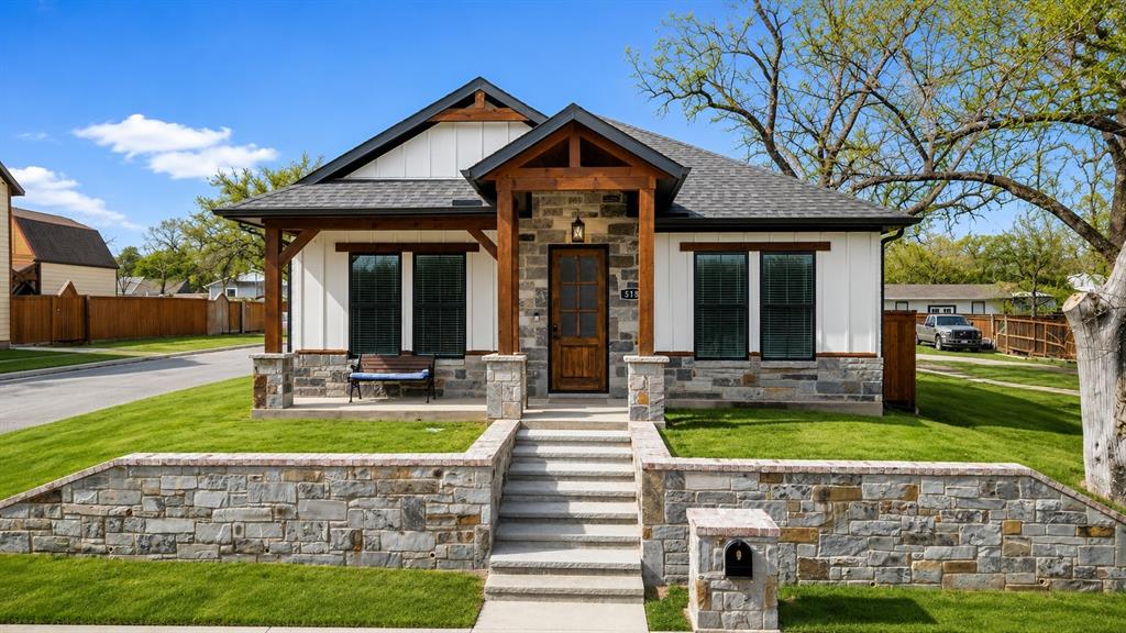 518 Bois D Arc Street