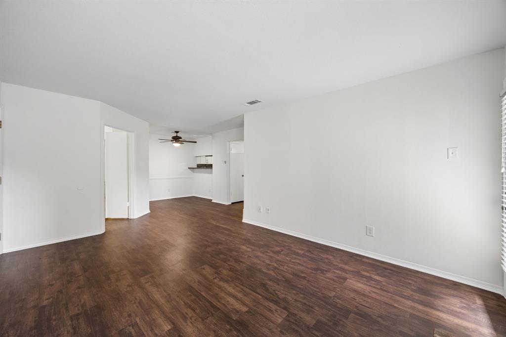 18333 Roehampton Drive 315 Property Photo 6