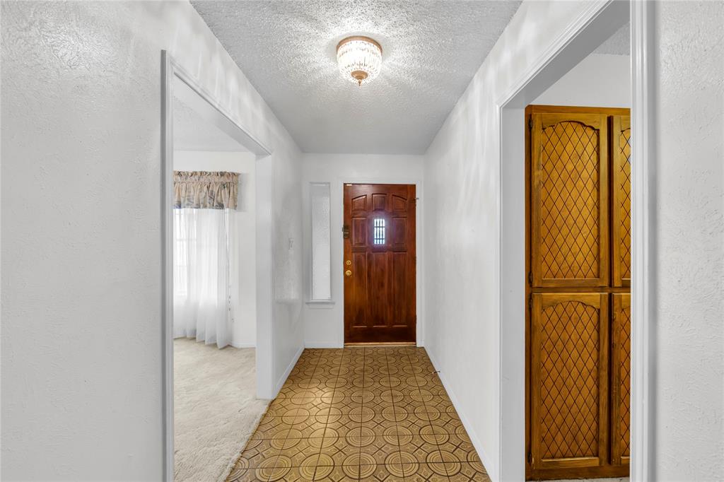 6241 Onyx Drive Property Photo 3