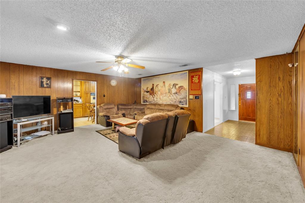 6241 Onyx Drive Property Photo 8