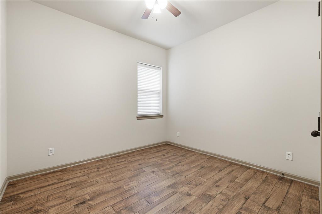 112 Lilypad Bend Property Photo 23