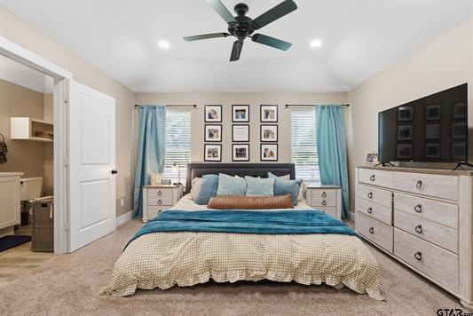 17018 Crossing Circle Property Photo 14