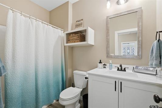 17018 Crossing Circle Property Photo 20