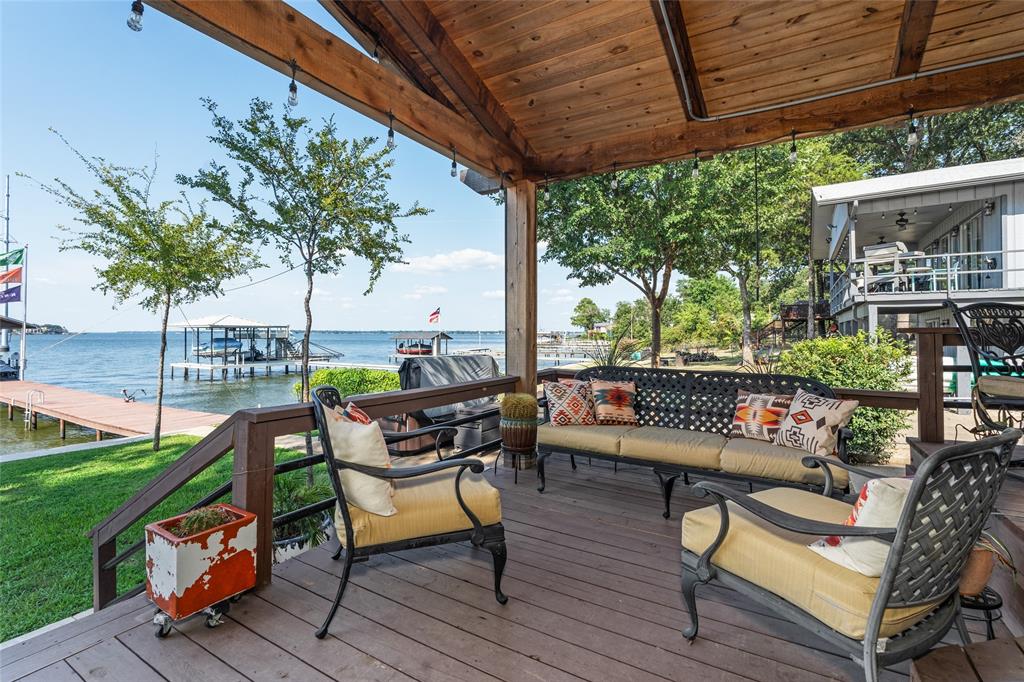 309 Shore Line Drive Property Photo 17