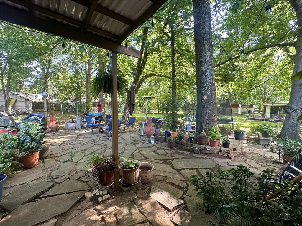 1832 E Polk Property Photo 6