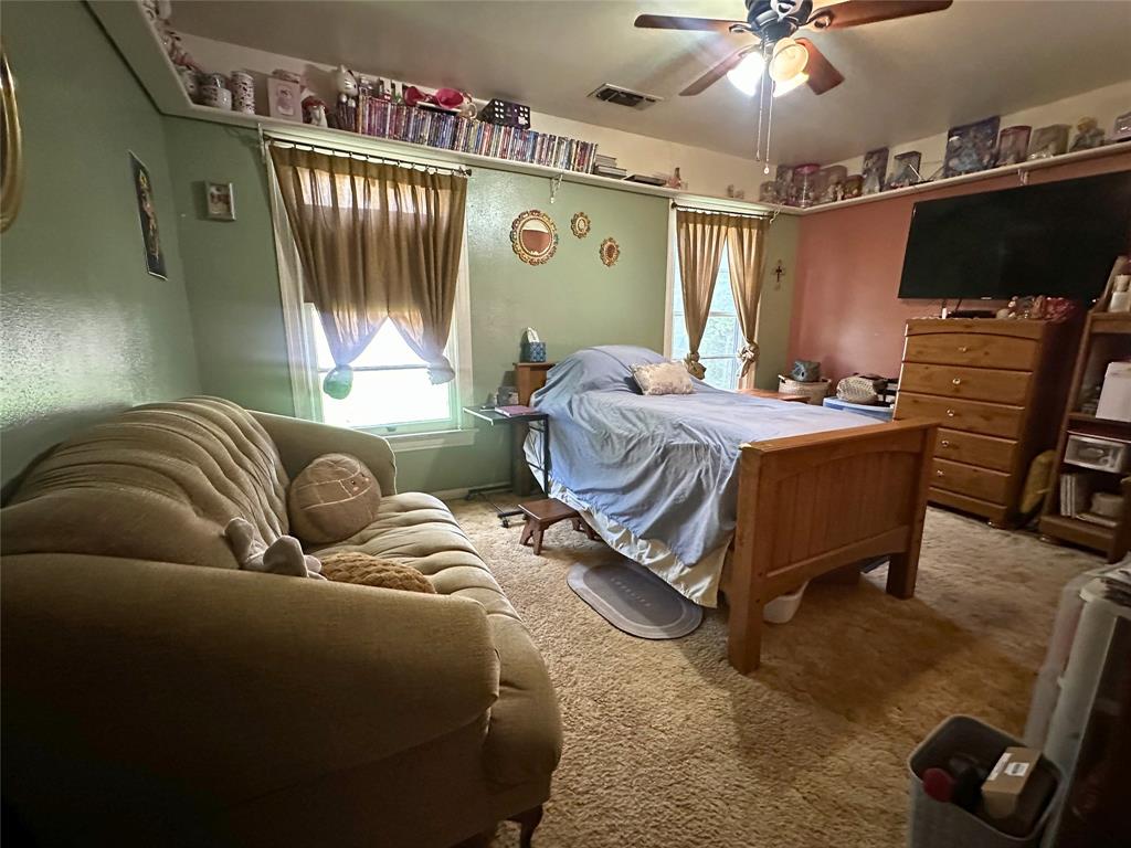 1832 E Polk Property Photo 12
