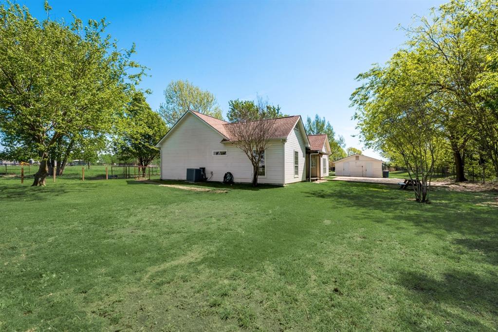 5893 Fm 1827 Property Photo 2