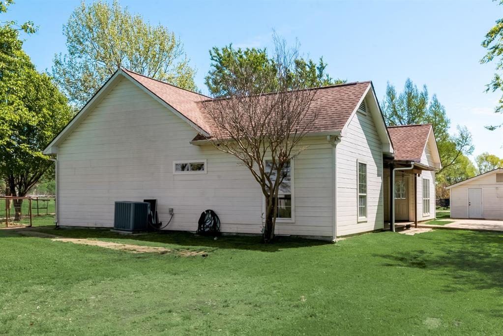 5893 Fm 1827 Property Photo 3