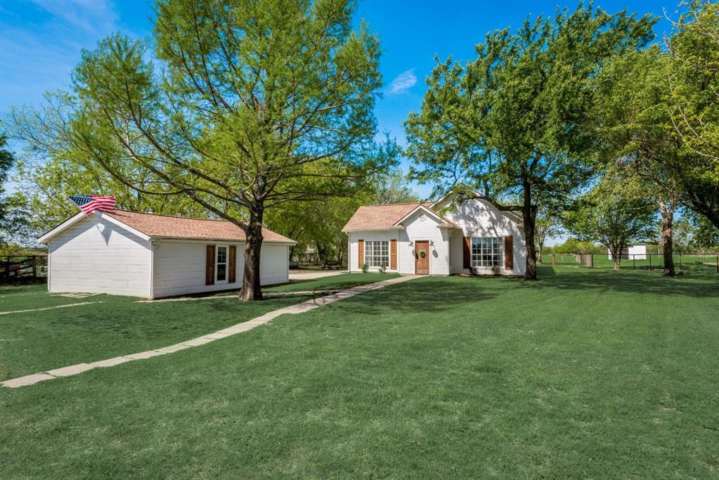 5893 Fm 1827 Property Photo 5