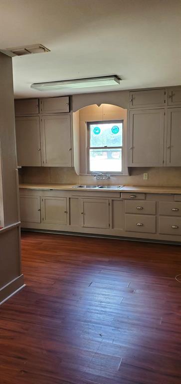 418 N 4th Street Property Photo 5