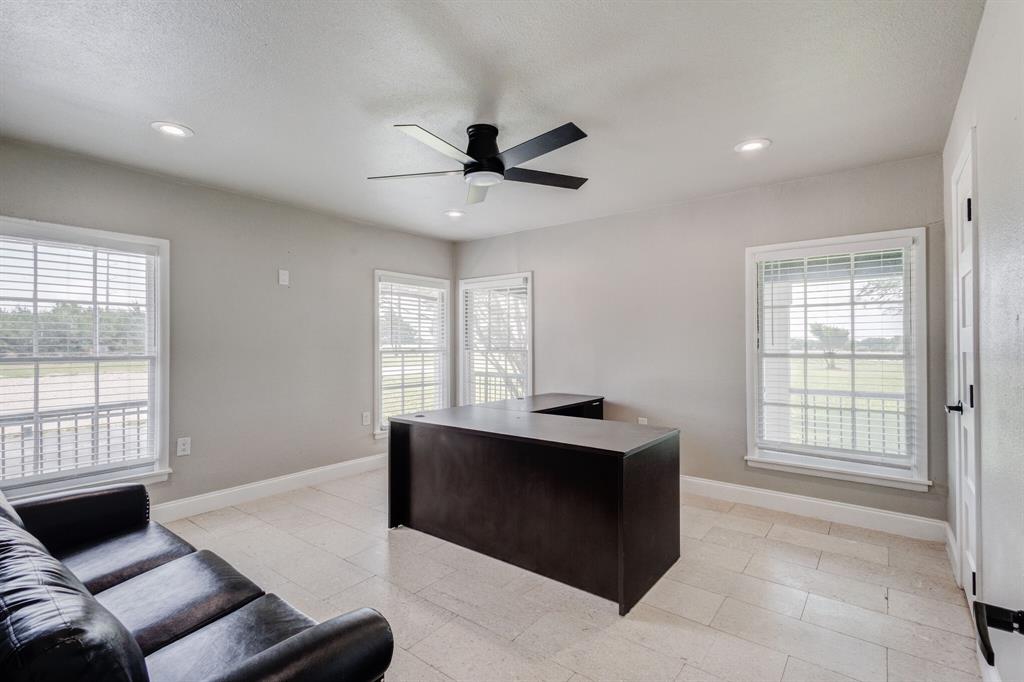 4877 Sam Rayburn Highway Property Photo 8