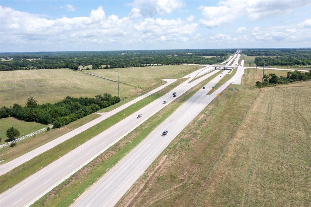4877 Sam Rayburn Highway Property Photo 9