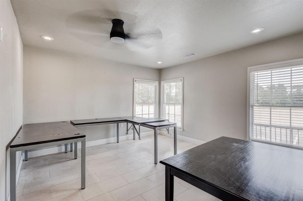 4877 Sam Rayburn Highway Property Photo 18