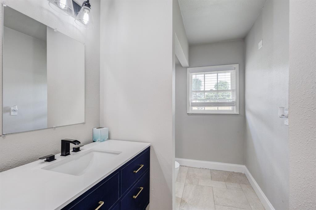 4877 Sam Rayburn Highway Property Photo 20