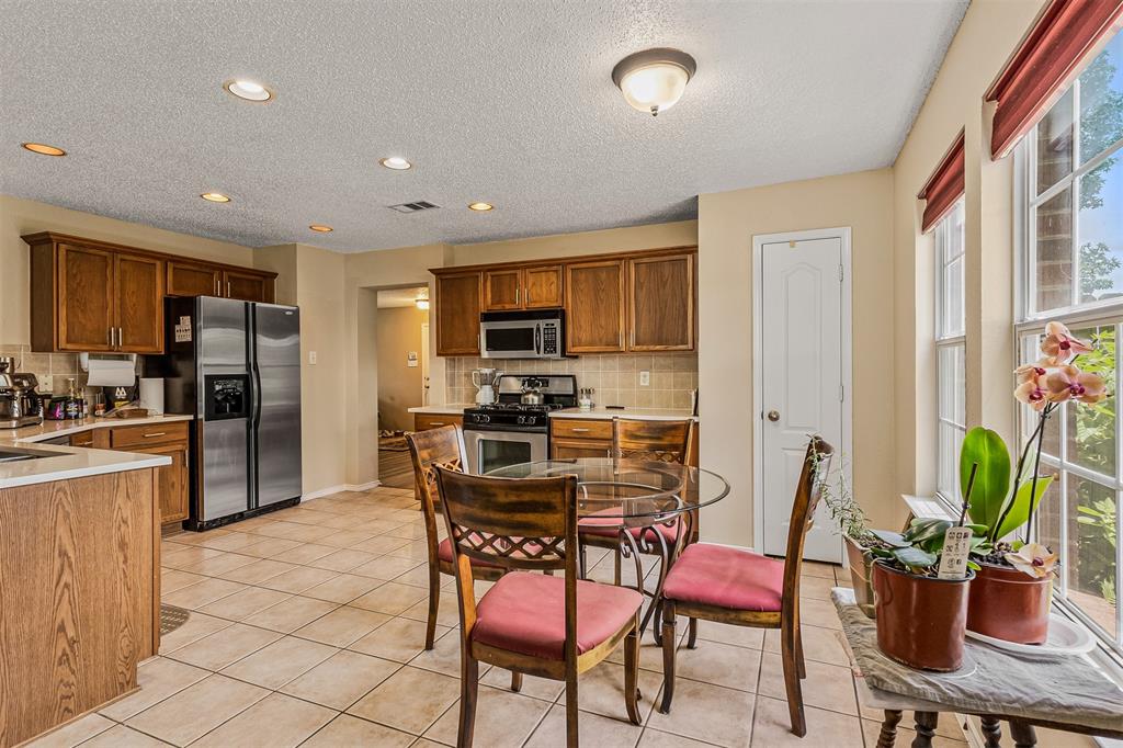 2177 Lone Pecan Drive Property Photo 12
