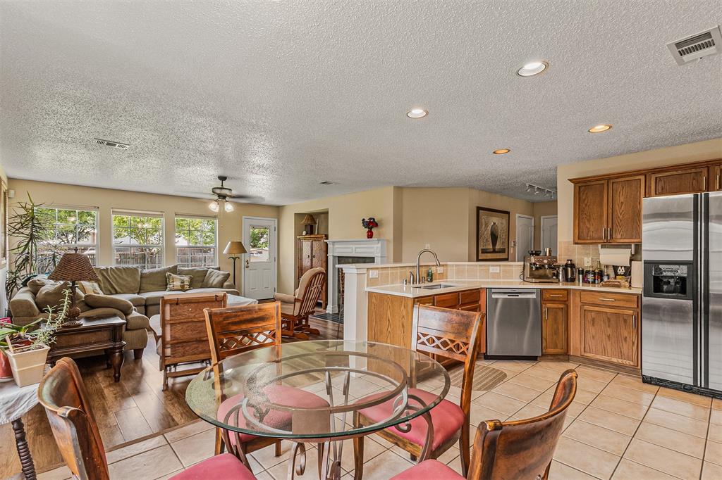 2177 Lone Pecan Drive Property Photo 14
