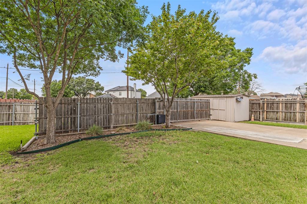 2177 Lone Pecan Drive Property Photo 34