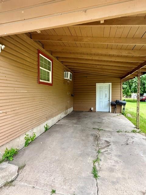 805 W 3rd Street Property Photo 15
