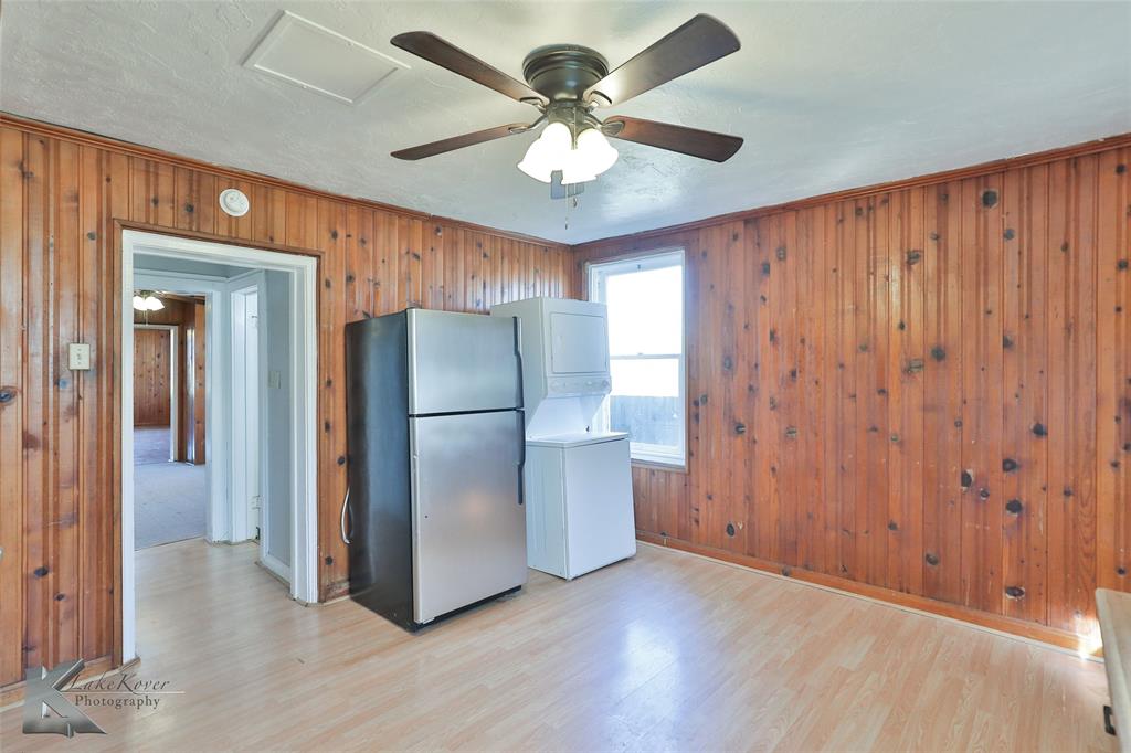 425 Sayles Boulevard Property Photo 6