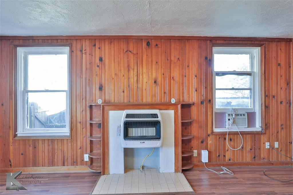 425 Sayles Boulevard Property Photo 14
