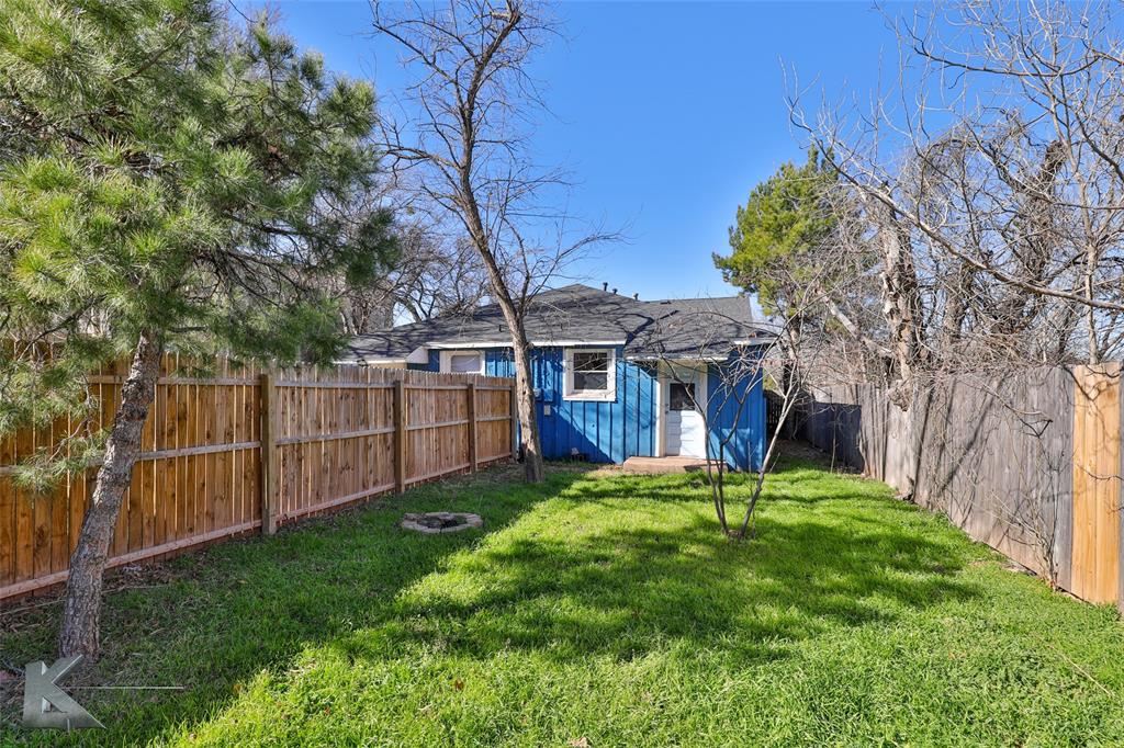 425 Sayles Boulevard Property Photo 19
