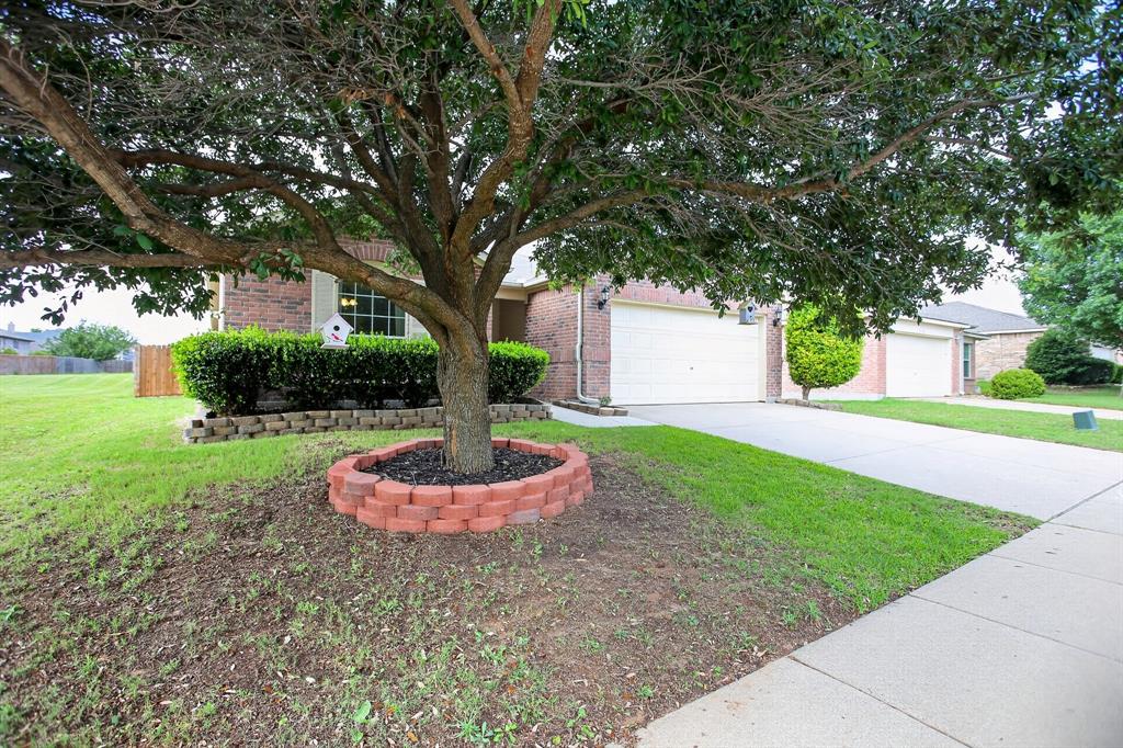 4140 Silverwood Trail Property Photo 2
