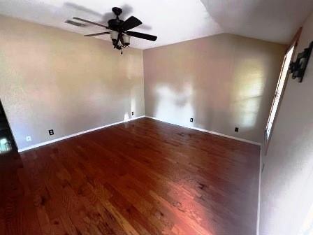 803 W Bells Boulevard Property Photo 16