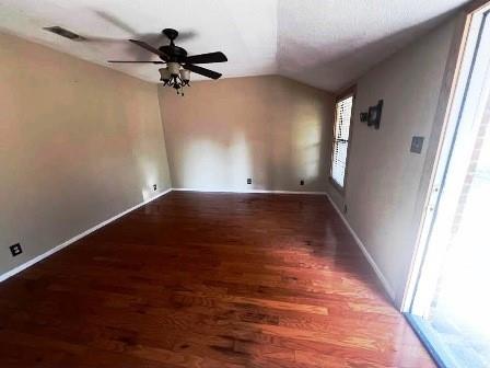 803 W Bells Boulevard Property Photo 17