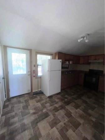 803 W Bells Boulevard Property Photo 23