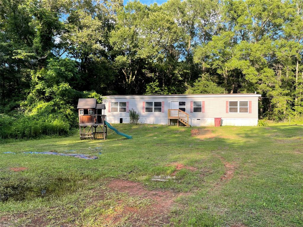 907 Ridge Road Property Photo 3