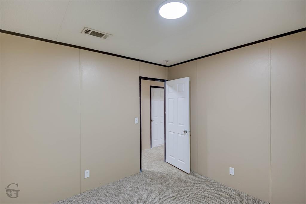 907 Ridge Road Property Photo 18