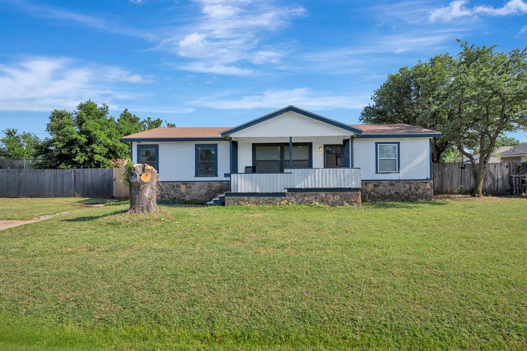 305 Branson Road Property Photo 1