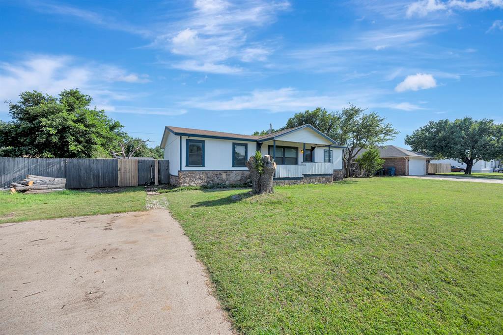 305 Branson Road Property Photo 3