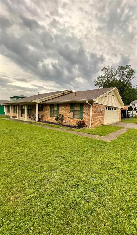 9886 Highway 79 Property Photo 2