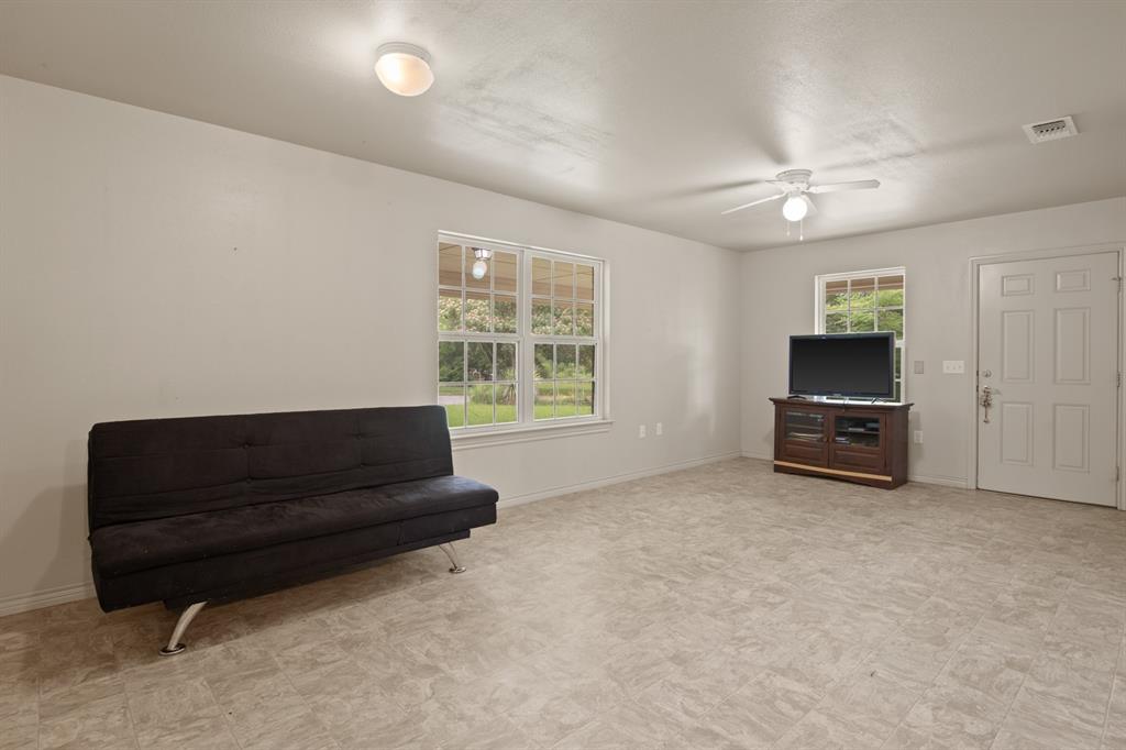 65 Rhyne Property Photo 6
