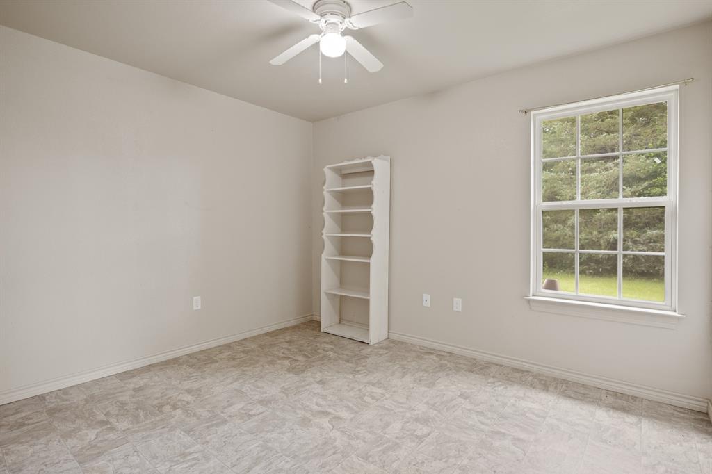 65 Rhyne Property Photo 15
