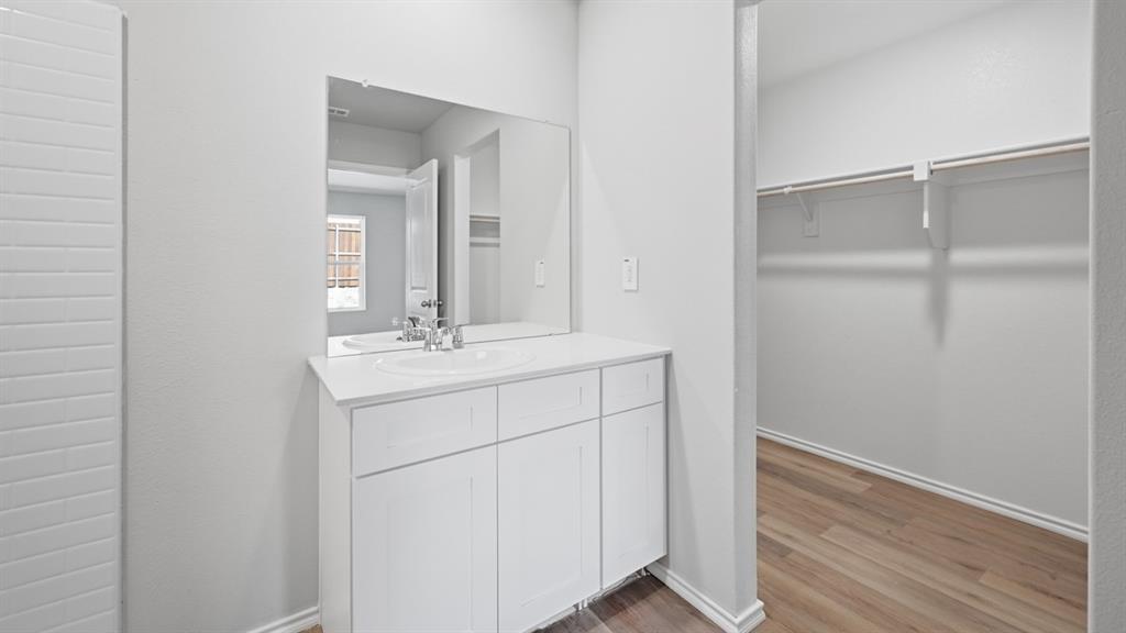 4128 Woodhill Bend Drive Property Photo 21