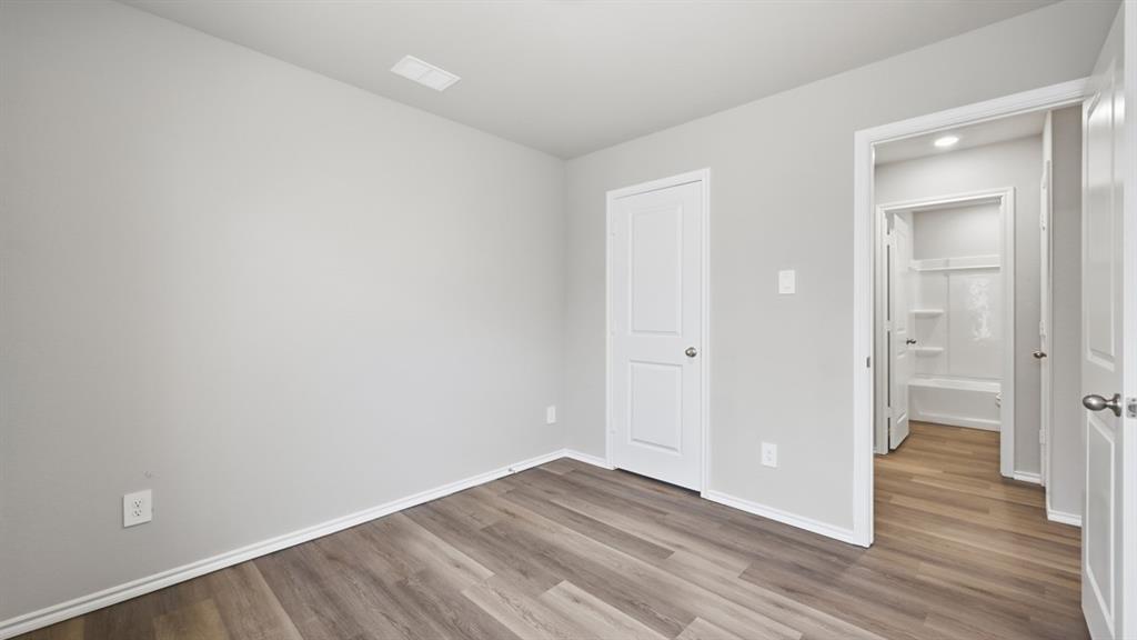 4128 Woodhill Bend Drive Property Photo 25