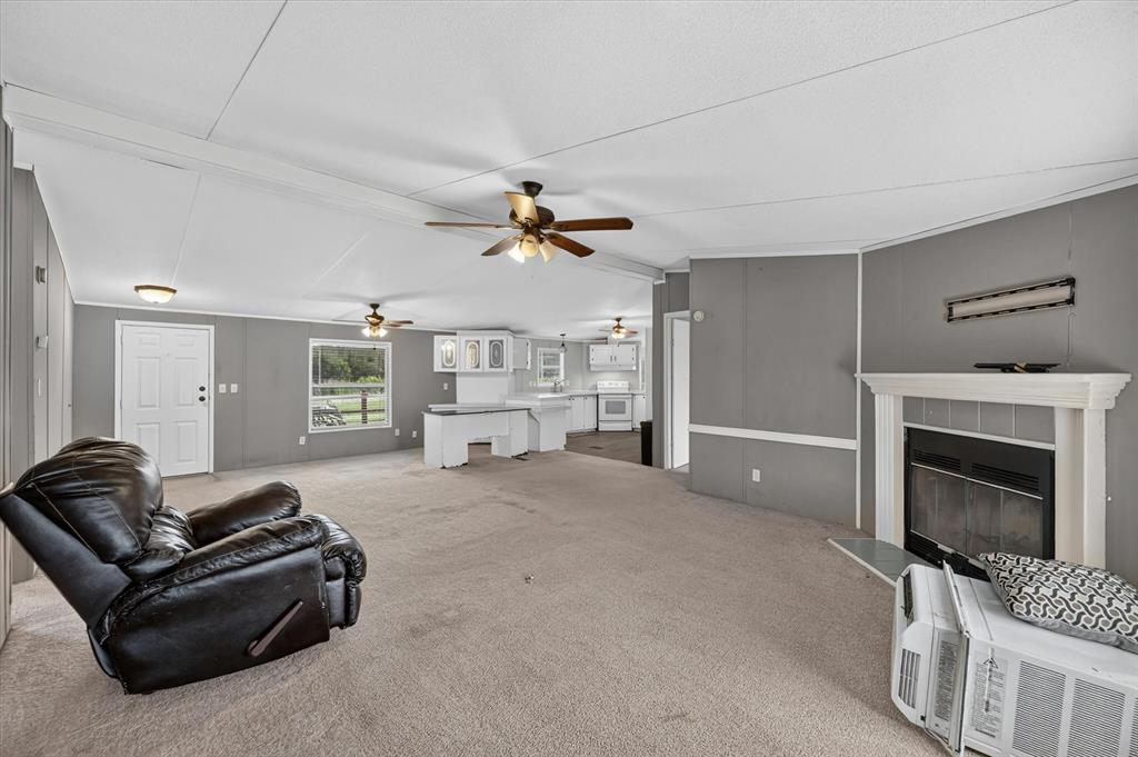 8316 County Road 508 Property Photo 6