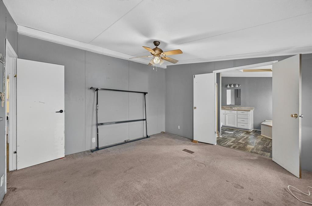 8316 County Road 508 Property Photo 21