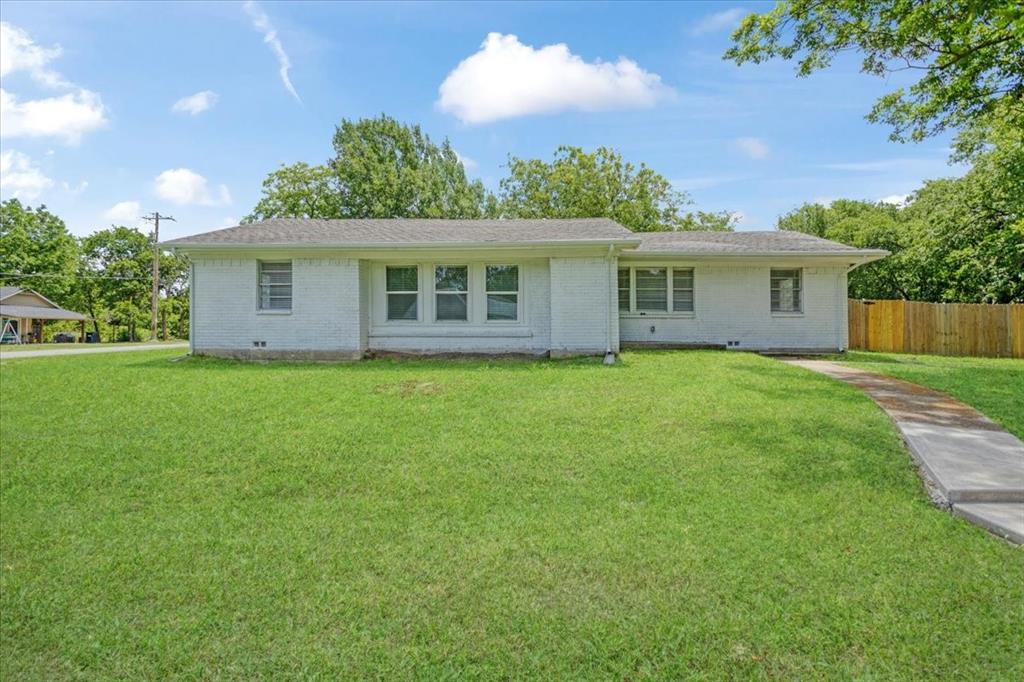 408 N Gowdy Street Property Photo 1